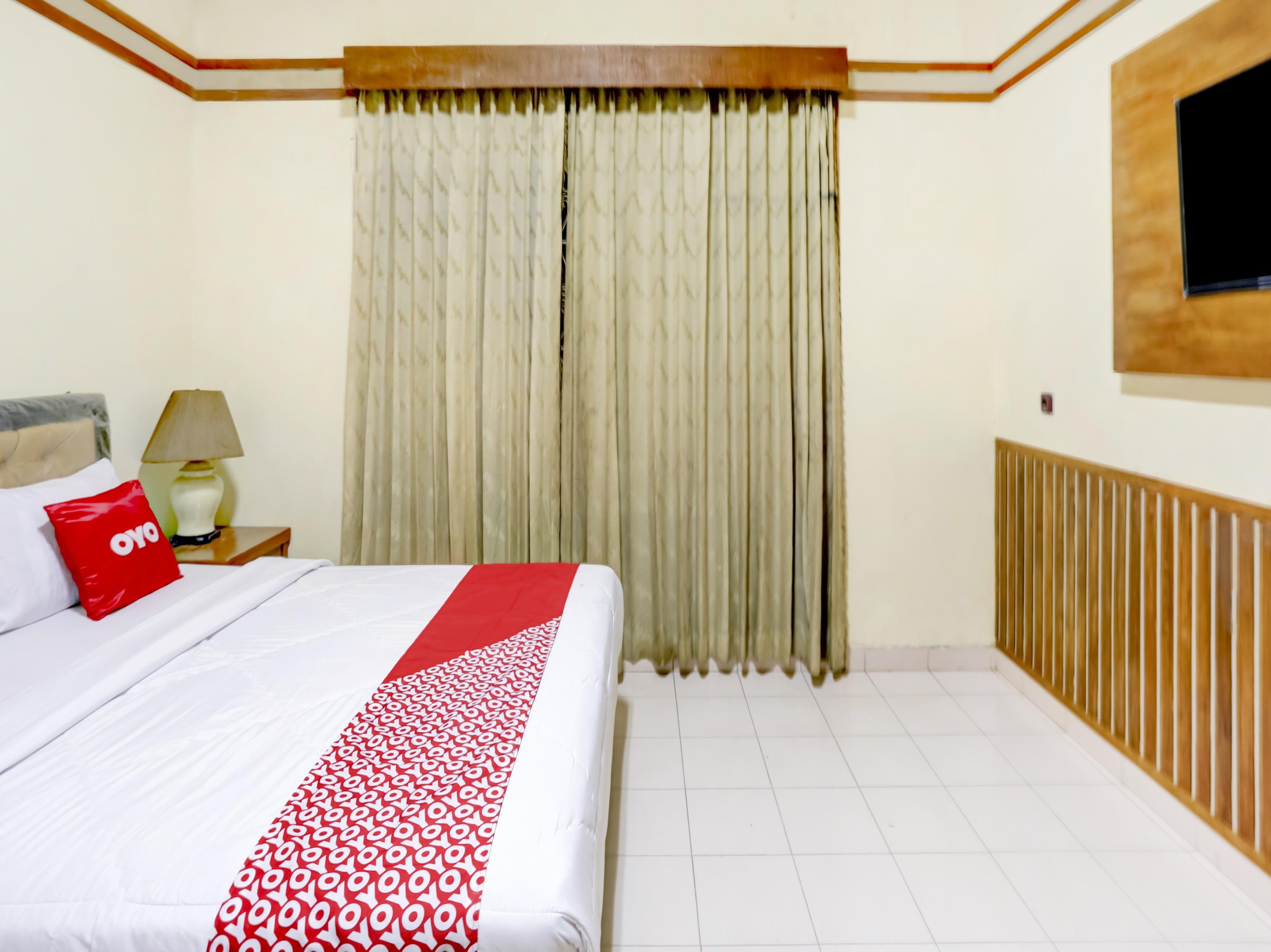 Oyo 90066 Tobana Pejaten House Jakarta Exterior photo